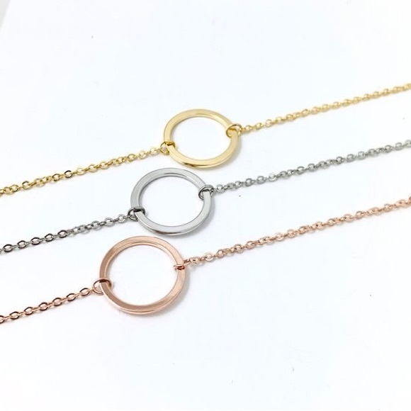 🔵𝟲𝟱%𝗢𝗙𝗙 𝗯𝘂𝗻𝗱𝗹𝗲𝘀 𝟯+🔵 NEW Circle Charm Dainty Stainless Steel Bracelet - Picture 6 of 14